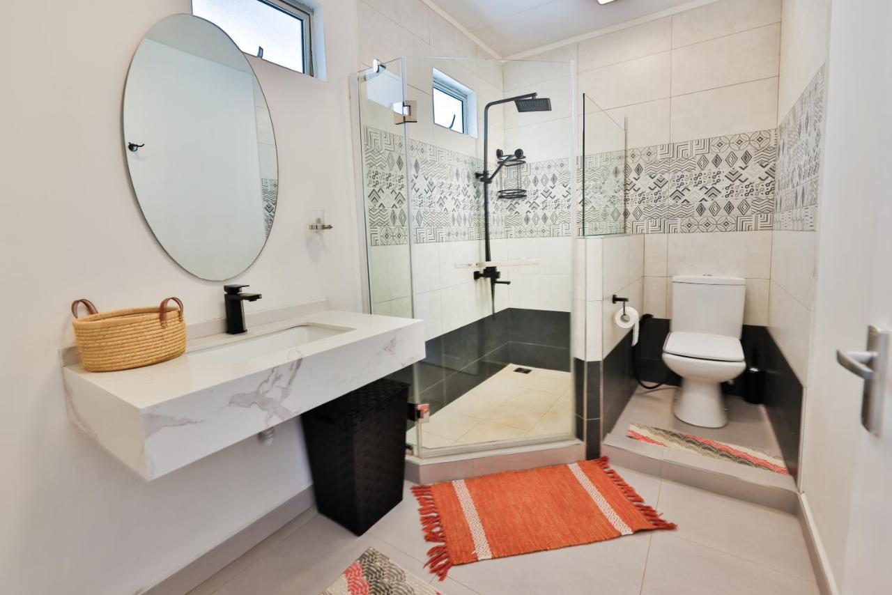 Oceanbreeze Apartments Mont Choisy エクステリア 写真