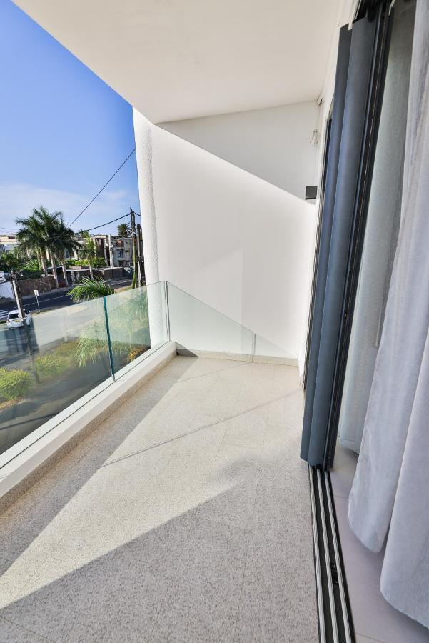 Oceanbreeze Apartments Mont Choisy エクステリア 写真